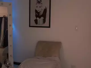 Lady Di's Live Sex Cam Show