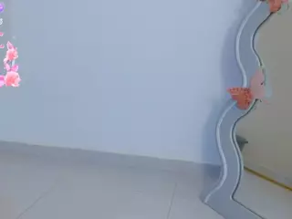 Watagatapitusberry1's Live Sex Cam Show