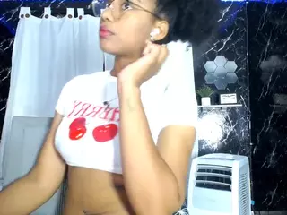Hillary-queen's Live Sex Cam Show