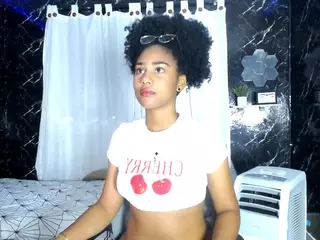 Hillary-queen's Live Sex Cam Show