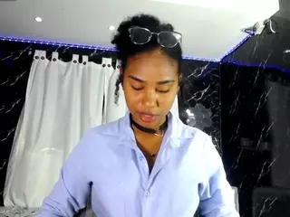 Hillary-queen's Live Sex Cam Show