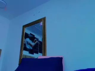 mia-xs's Live Sex Cam Show
