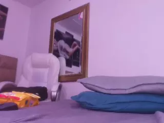 mia-xs's Live Sex Cam Show