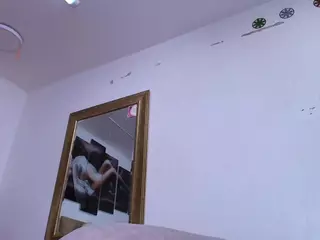 mia-xs's Live Sex Cam Show