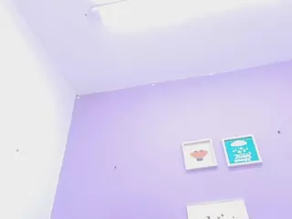 veronica-777's Live Sex Cam Show