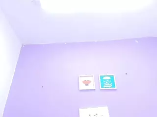 veronica-777's Live Sex Cam Show