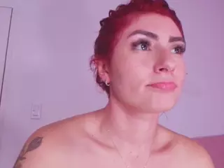 veronica-777's Live Sex Cam Show