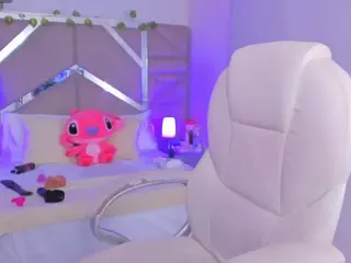 zoe-lennoxx's Live Sex Cam Show
