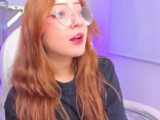 zoe-lennoxx's Live Sex Cam Show