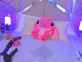 zoe-lennoxx's Live Sex Cam Show