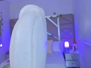 zoe-lennoxx's Live Sex Cam Show
