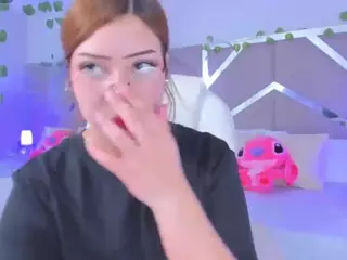 zoe-lennoxx's Live Sex Cam Show