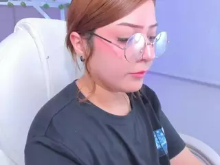 zoe-lennoxx's Live Sex Cam Show