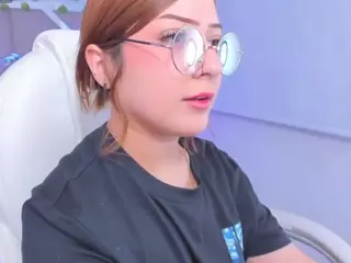 zoe-lennoxx's Live Sex Cam Show