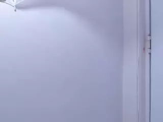 zoe-lennoxx's Live Sex Cam Show
