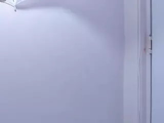 zoe-lennoxx's Live Sex Cam Show