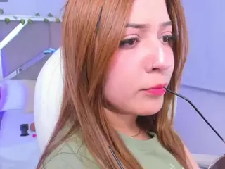 zoe-lennoxx's Live Sex Cam Show