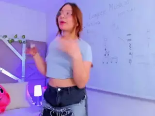 zoe-lennoxx's Live Sex Cam Show