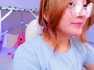 zoe-lennoxx's Live Sex Cam Show