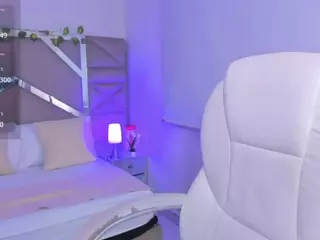 zoe-lennoxx's Live Sex Cam Show