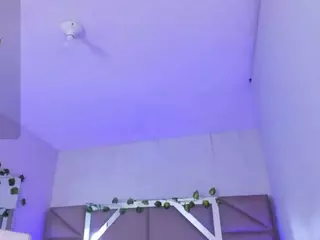 zoe-lennoxx's Live Sex Cam Show