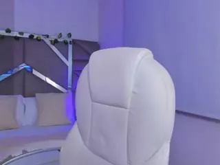 zoe-lennoxx's Live Sex Cam Show