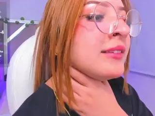 zoe-lennoxx's Live Sex Cam Show