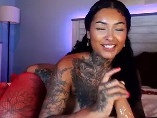 Ava Eve's Live Sex Cam Show
