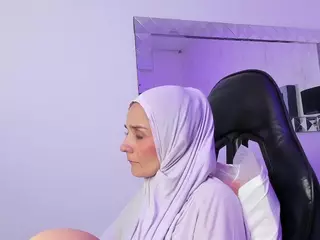 IrisKarim's Live Sex Cam Show