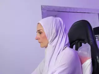 IrisKarim's Live Sex Cam Show