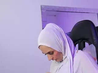 IrisKarim's Live Sex Cam Show