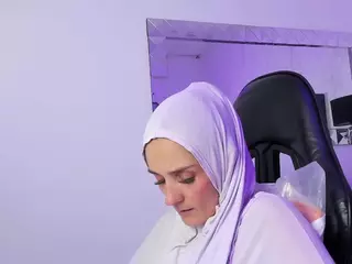 IrisKarim's Live Sex Cam Show