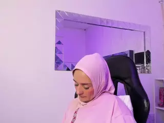 IrisKarim's Live Sex Cam Show