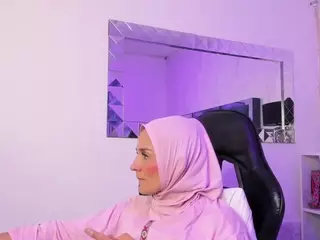IrisKarim's Live Sex Cam Show