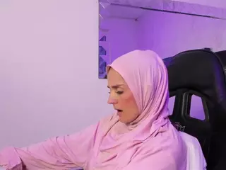 IrisKarim's Live Sex Cam Show
