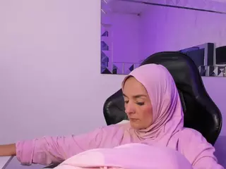 IrisKarim's Live Sex Cam Show