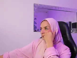 IrisKarim's Live Sex Cam Show