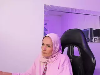 IrisKarim's Live Sex Cam Show