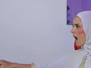 IrisKarim's Live Sex Cam Show