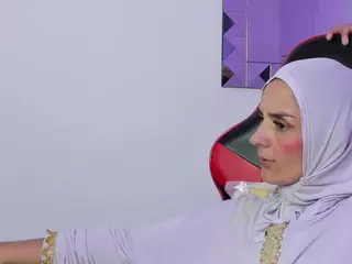 IrisKarim's Live Sex Cam Show