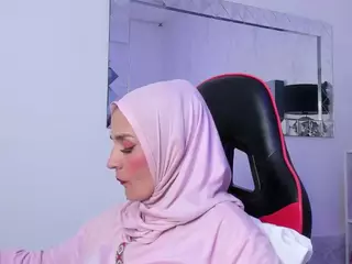 IrisKarim's Live Sex Cam Show
