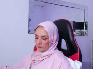 IrisKarim's Live Sex Cam Show