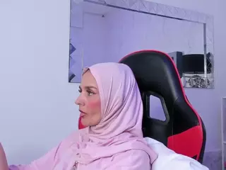 IrisKarim's Live Sex Cam Show