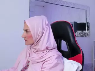 IrisKarim's Live Sex Cam Show