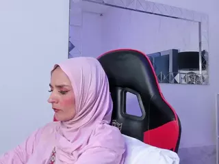IrisKarim's Live Sex Cam Show