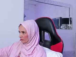IrisKarim's Live Sex Cam Show