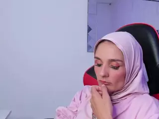 IrisKarim's Live Sex Cam Show