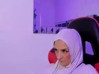 IrisKarim's Live Sex Cam Show