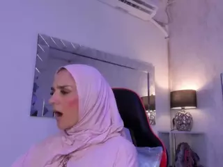 IrisKarim's Live Sex Cam Show