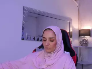 IrisKarim's Live Sex Cam Show